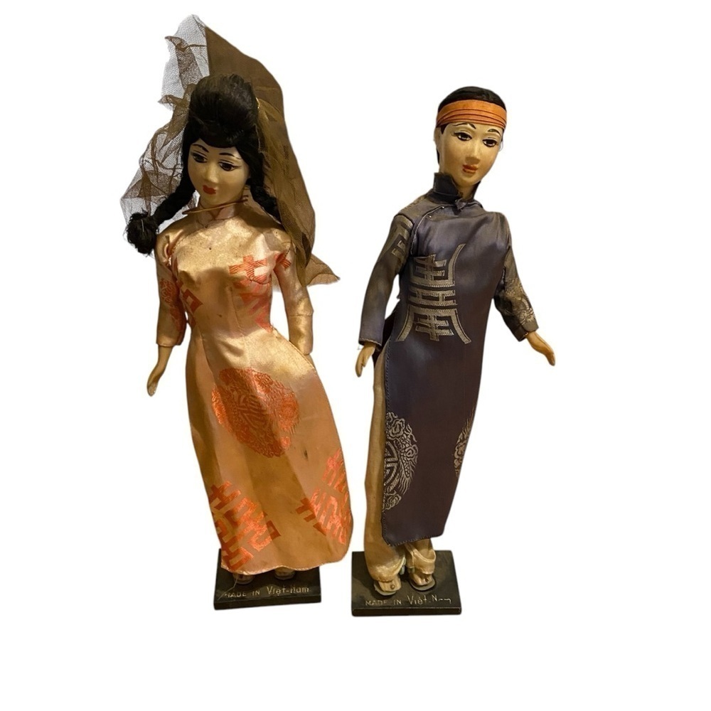 Vintage Vietnamese Wedding Couple Dolls in Traditional Outfits Silk